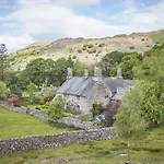 4 Bed In Holmrook Oc-sz158 *