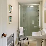 4 Bed In Holmrook Oc-sz158