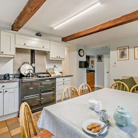 بيت للعطل 4 Bed In Holmrook Oc-sz158