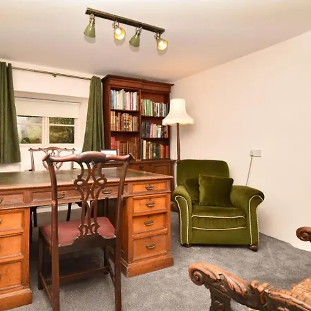 4 Bed In Holmrook Oc-sz158 *